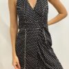 Vestido Curto Cavado Poá Preto/Branco